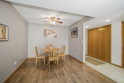 Tiny photo for 1380 Oakwood Avenue #306, Des Plaines, IL 60016 (MLS # 12532543)