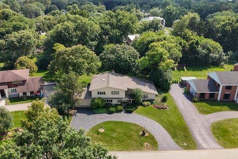 Tiny photo for 15 Croydon Lane, Oak Brook, IL 60523 (MLS # 12743718)