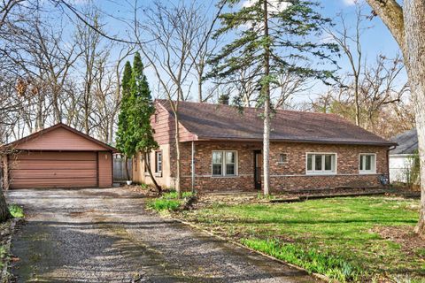 Photo of 144 School Street, Wood Dale, IL 60191 (MLS # 12612513)