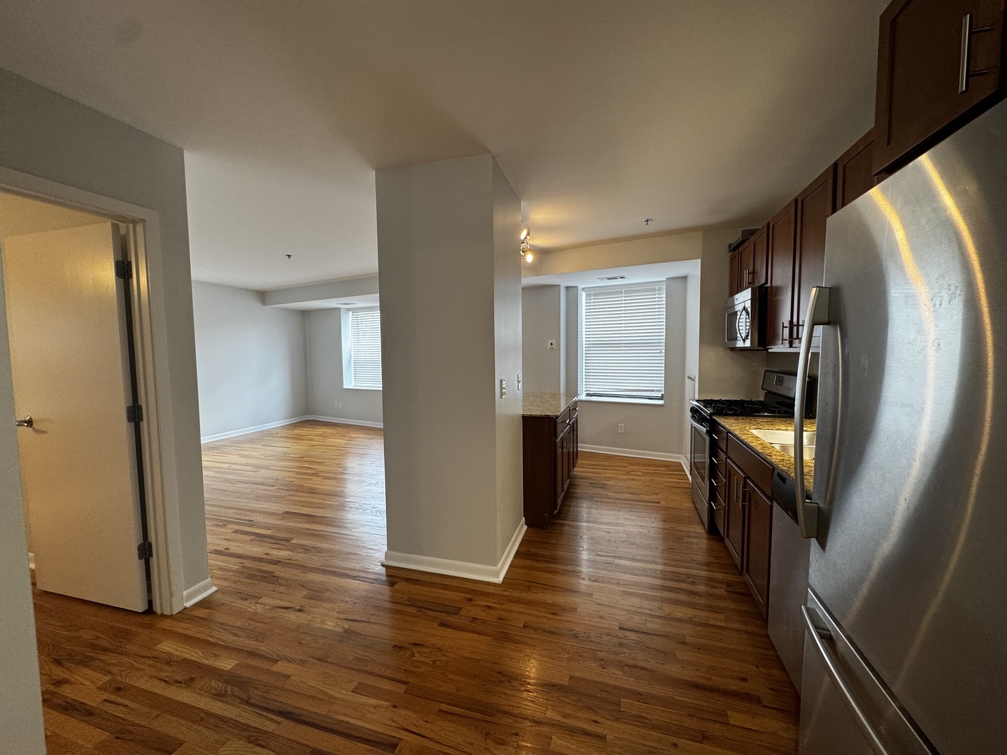 1337 W Fargo Avenue 403