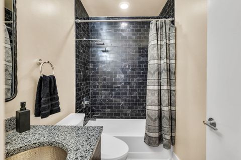 Tiny photo for 4405 N GREENVIEW Avenue #1B, Chicago, IL 60640 (MLS # 12586848)