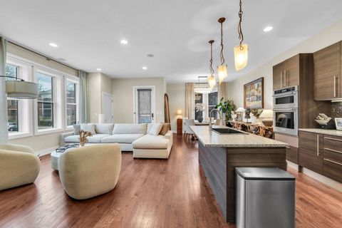 Tiny photo for 4405 N GREENVIEW Avenue #1B, Chicago, IL 60640 (MLS # 12586848)