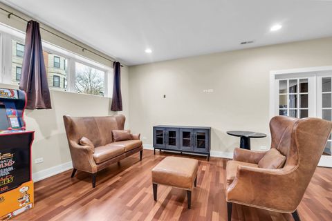 Tiny photo for 4405 N GREENVIEW Avenue #1B, Chicago, IL 60640 (MLS # 12586848)