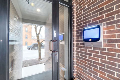 Tiny photo for 4405 N GREENVIEW Avenue #1B, Chicago, IL 60640 (MLS # 12586848)