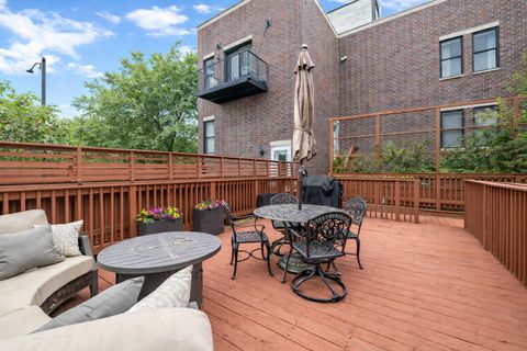Tiny photo for 4405 N GREENVIEW Avenue #1B, Chicago, IL 60640 (MLS # 12586848)
