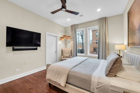 Tiny photo for 4405 N GREENVIEW Avenue #1B, Chicago, IL 60640 (MLS # 12586848)