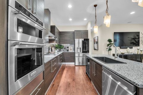 Tiny photo for 4405 N GREENVIEW Avenue #1B, Chicago, IL 60640 (MLS # 12586848)