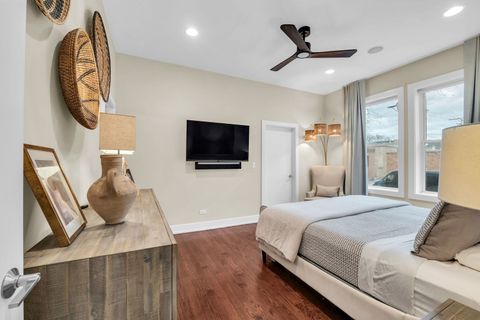 Tiny photo for 4405 N GREENVIEW Avenue #1B, Chicago, IL 60640 (MLS # 12586848)