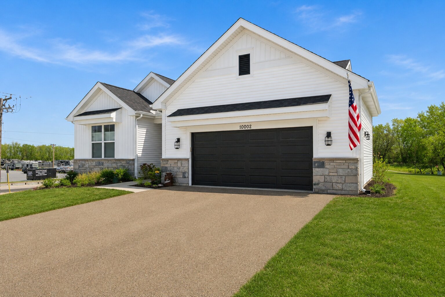 10002 Woodland Drive