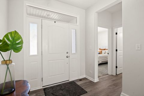 Tiny photo for 10002 Woodland Drive, Hebron, IL 60034 (MLS # 12583524)