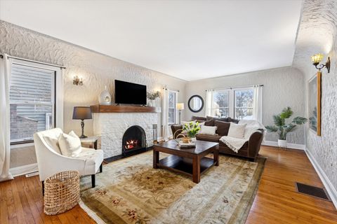 Tiny photo for 579 Lee Street, Glen Ellyn, IL 60137 (MLS # 12542453)