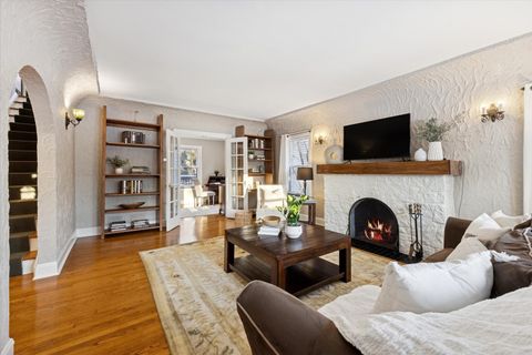 Tiny photo for 579 Lee Street, Glen Ellyn, IL 60137 (MLS # 12542453)