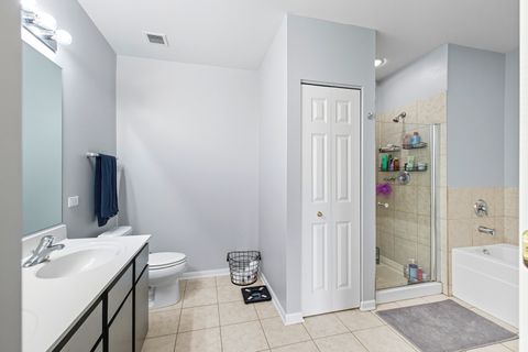 Tiny photo for 300 Village Circle #203, Willow Springs, IL 60480 (MLS # 12484231)