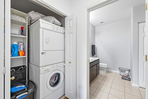 Tiny photo for 300 Village Circle #203, Willow Springs, IL 60480 (MLS # 12484231)