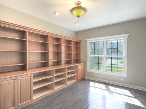 Tiny photo for 618 Pine Street, Sugar Grove, IL 60554 (MLS # 12533281)