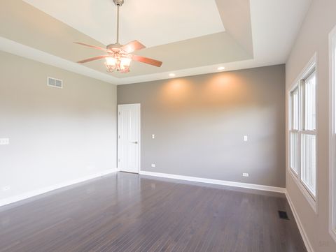 Tiny photo for 618 Pine Street, Sugar Grove, IL 60554 (MLS # 12533281)