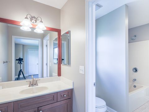 Tiny photo for 618 Pine Street, Sugar Grove, IL 60554 (MLS # 12533281)