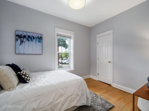 Tiny photo for 3803 N Ravenswood Avenue #1, Chicago, IL 60613 (MLS # 12757215)