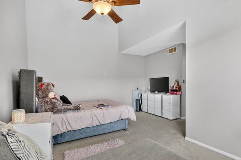 Tiny photo for 2929 Sunnyside Drive #303, Rockford, IL 61114 (MLS # 12564198)