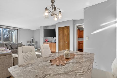 Tiny photo for 2929 Sunnyside Drive #303, Rockford, IL 61114 (MLS # 12564198)