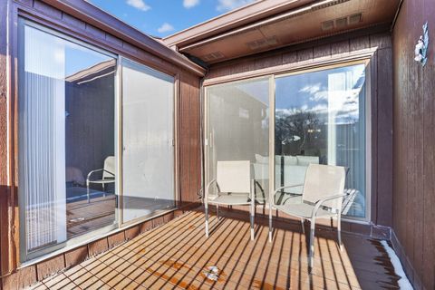 Tiny photo for 2929 Sunnyside Drive #303, Rockford, IL 61114 (MLS # 12564198)