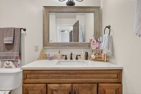 Tiny photo for 2929 Sunnyside Drive #303, Rockford, IL 61114 (MLS # 12564198)