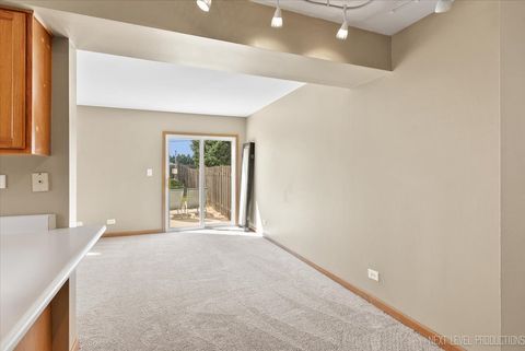 Tiny photo for 457 Newport Circle, Oswego, IL 60543 (MLS # 12490083)