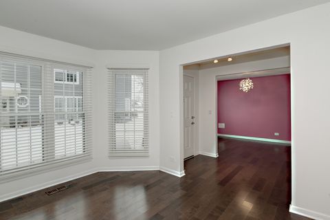 Tiny photo for 1080 Ridgefield Circle, Carol Stream, IL 60188 (MLS # 12530874)