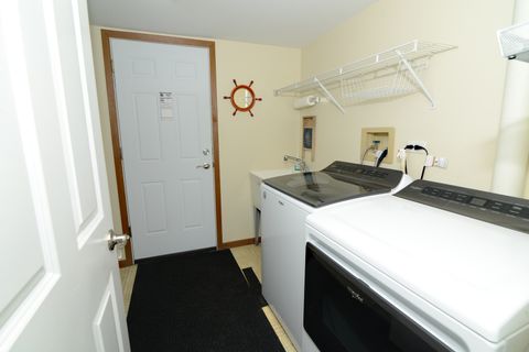 Tiny photo for 1080 Ridgefield Circle, Carol Stream, IL 60188 (MLS # 12530874)