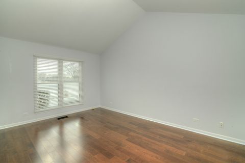 Tiny photo for 1080 Ridgefield Circle, Carol Stream, IL 60188 (MLS # 12530874)