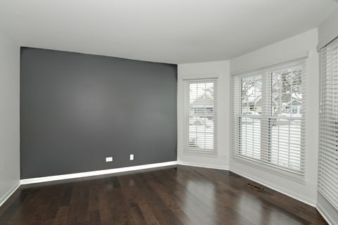 Tiny photo for 1080 Ridgefield Circle, Carol Stream, IL 60188 (MLS # 12530874)