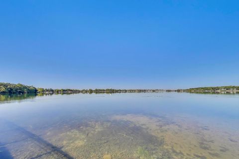 Tiny photo for 34 Lakeview Place, Lake Zurich, IL 60047 (MLS # 12473994)