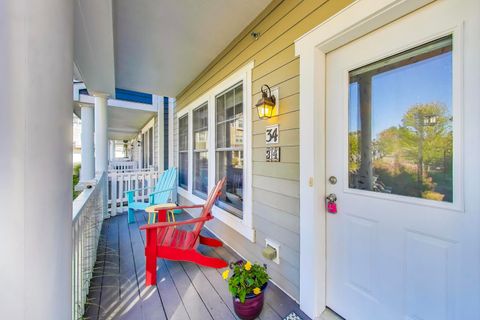 Tiny photo for 34 Lakeview Place, Lake Zurich, IL 60047 (MLS # 12473994)