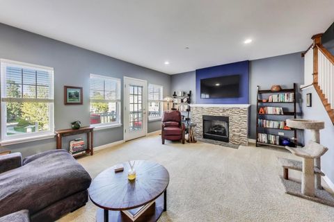 Tiny photo for 34 Lakeview Place, Lake Zurich, IL 60047 (MLS # 12473994)