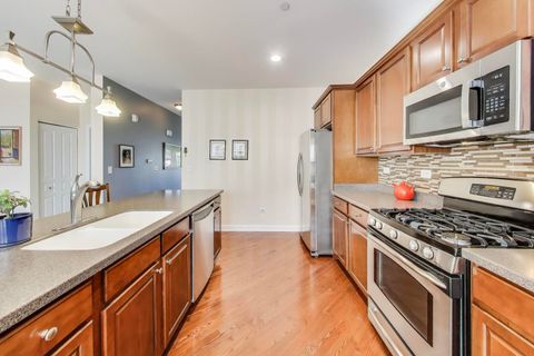 Tiny photo for 34 Lakeview Place, Lake Zurich, IL 60047 (MLS # 12473994)