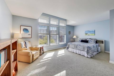 Tiny photo for 34 Lakeview Place, Lake Zurich, IL 60047 (MLS # 12473994)