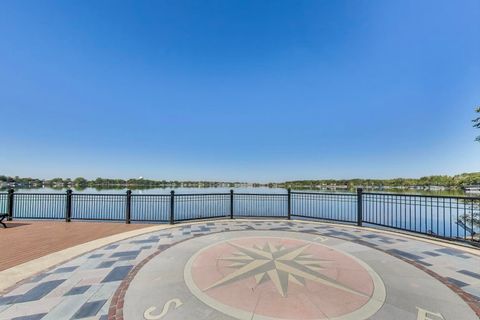 Tiny photo for 34 Lakeview Place, Lake Zurich, IL 60047 (MLS # 12473994)