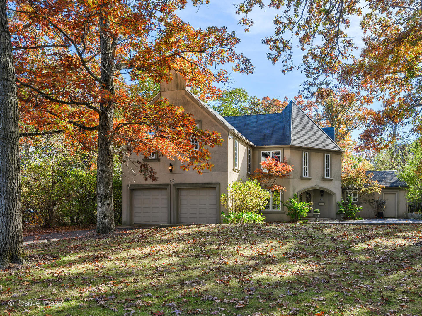 110 Lakewood Place