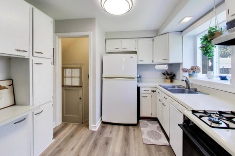 Tiny photo for 6028 N Whipple Street, Chicago, IL 60659 (MLS # 12694076)