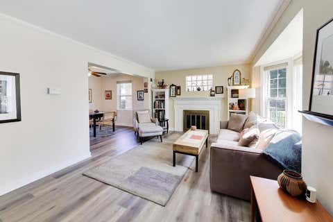 Tiny photo for 6028 N Whipple Street, Chicago, IL 60659 (MLS # 12694076)