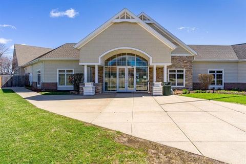 Tiny photo for 1700 Candlewick Drive, Poplar Grove, IL 61065 (MLS # 12599453)