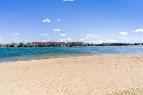 Tiny photo for 1700 Candlewick Drive, Poplar Grove, IL 61065 (MLS # 12599453)