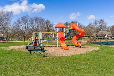 Tiny photo for 1700 Candlewick Drive, Poplar Grove, IL 61065 (MLS # 12599453)