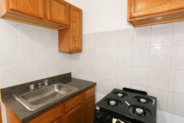 3267 W Wrightwood Avenue 1AA
