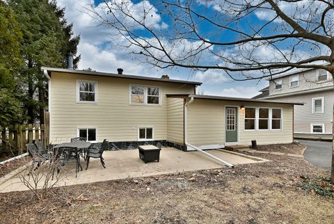 Tiny photo for 554 S Edson Avenue, Lombard, IL 60148 (MLS # 12552930)