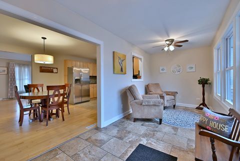 Tiny photo for 554 S Edson Avenue, Lombard, IL 60148 (MLS # 12552930)