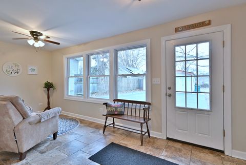 Tiny photo for 554 S Edson Avenue, Lombard, IL 60148 (MLS # 12552930)