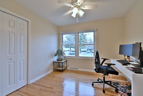 Tiny photo for 554 S Edson Avenue, Lombard, IL 60148 (MLS # 12552930)