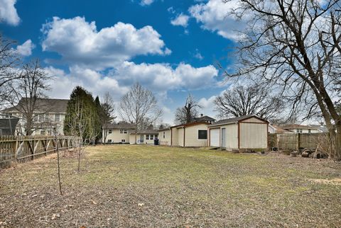 Tiny photo for 554 S Edson Avenue, Lombard, IL 60148 (MLS # 12552930)