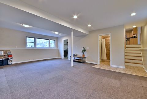 Tiny photo for 554 S Edson Avenue, Lombard, IL 60148 (MLS # 12552930)